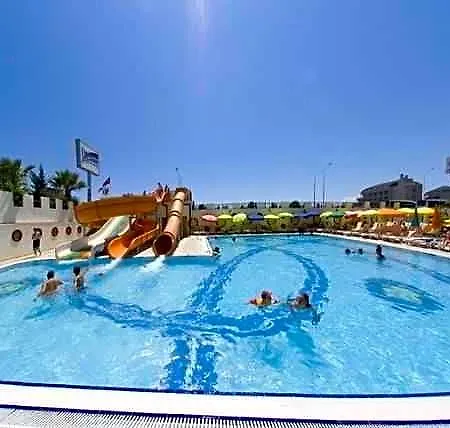 Arabella World Hotell